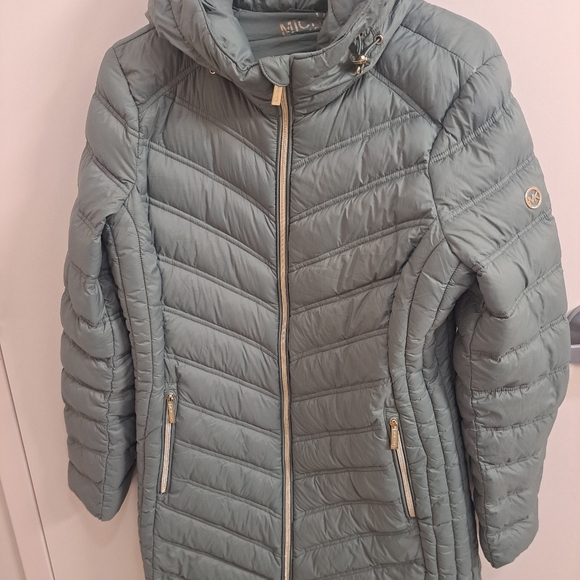 Michael Kors Women's Puffer Jacket - Black and Green - Picture 10 of 11